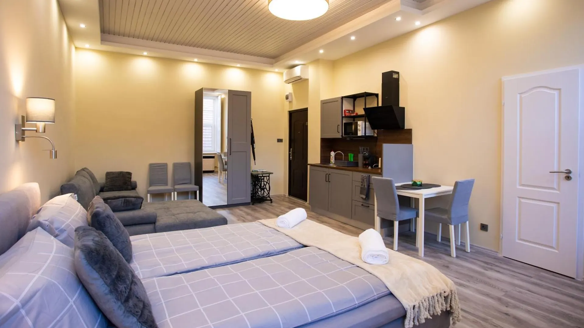 Grigorasnco Studio Apartments Budapeste Hungria